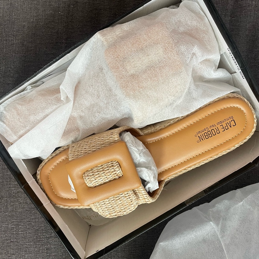Cape Robbin Tan Mules Versatile Summer INDI Sandal Platform Shoes Espadrille